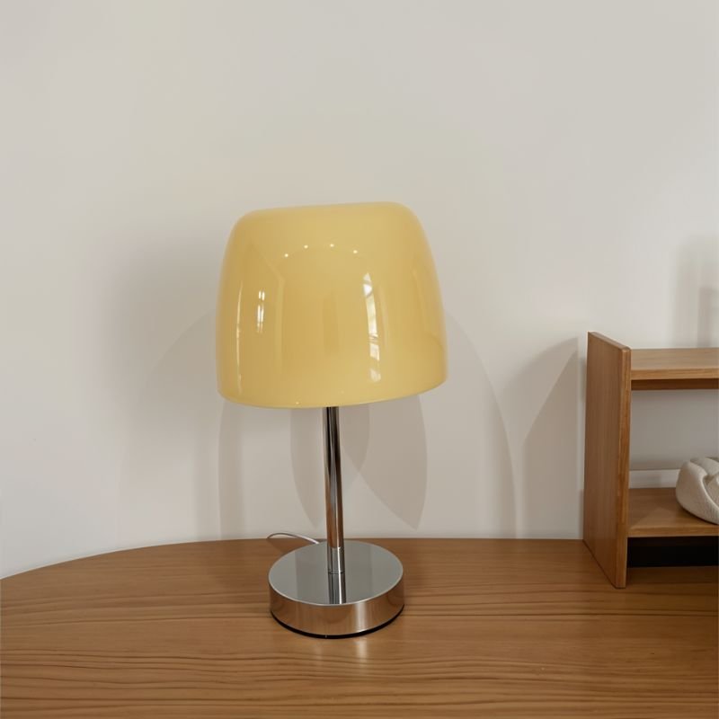 Verona - Bauhaus Table Lamp