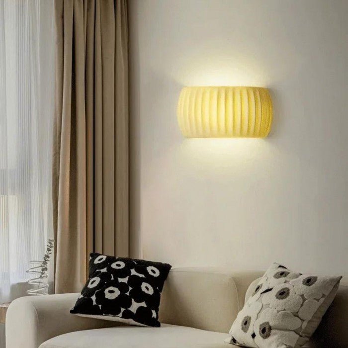 Sydney - Ribbed Resin Wall Lamp