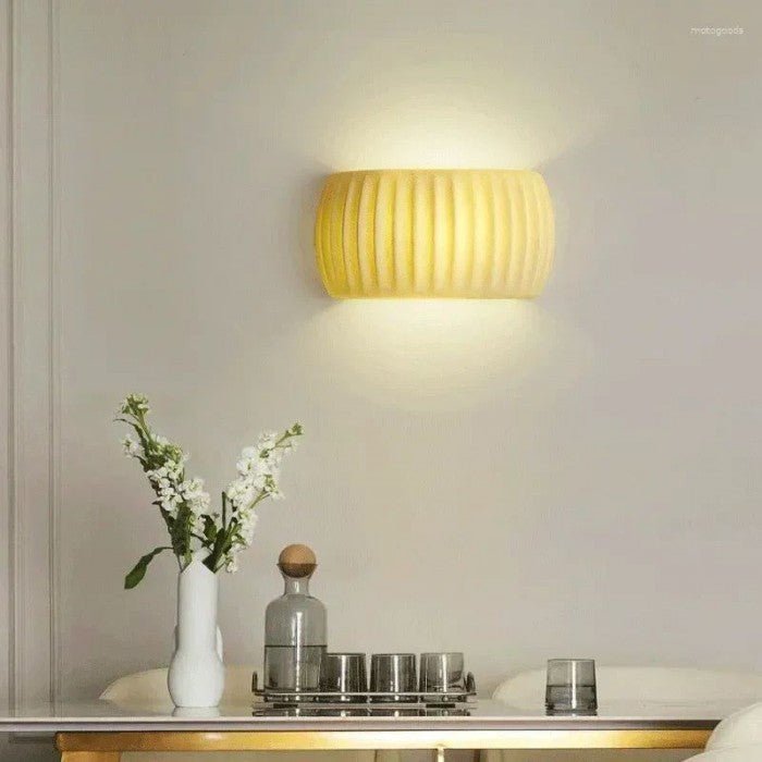 Sydney - Ribbed Resin Wall Lamp