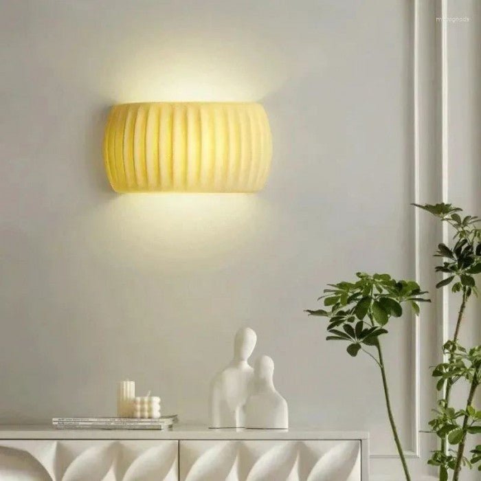 Sydney - Ribbed Resin Wall Lamp